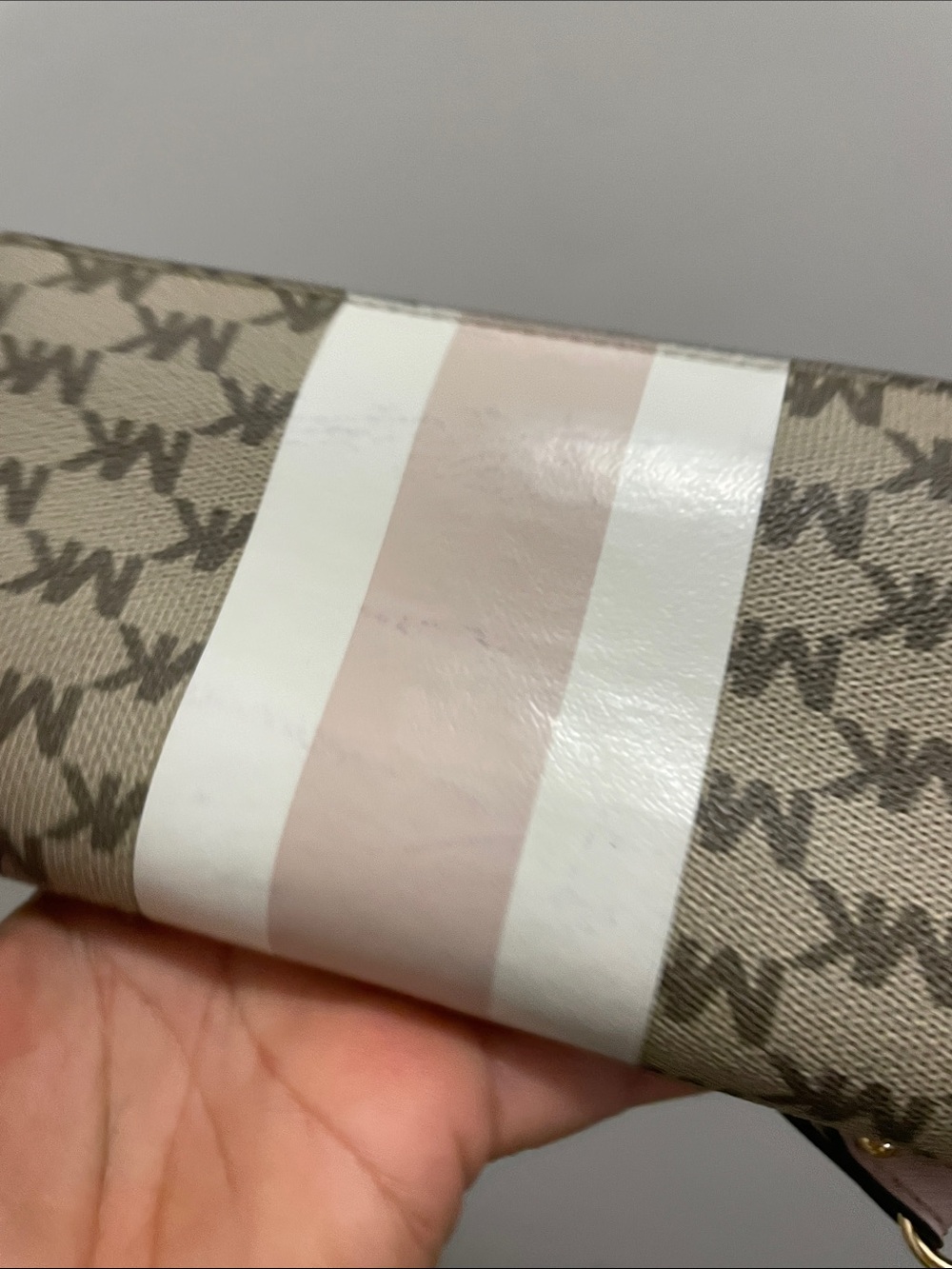Michael Kors Beige Logo Zip Wallet with Pink & White Center Stripe - Picture 9 of 17